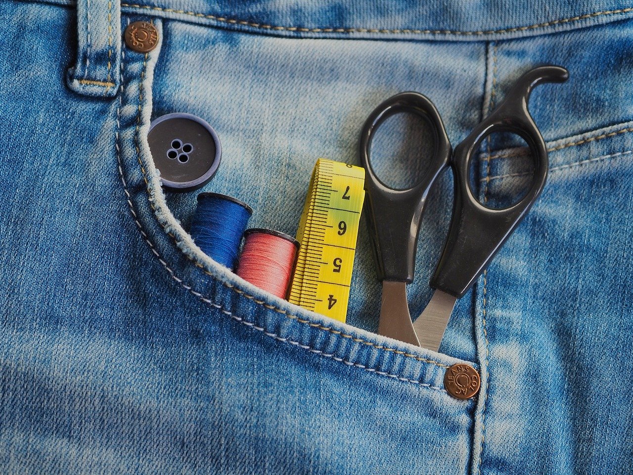 Creating Your Kids' First Sewing Kit